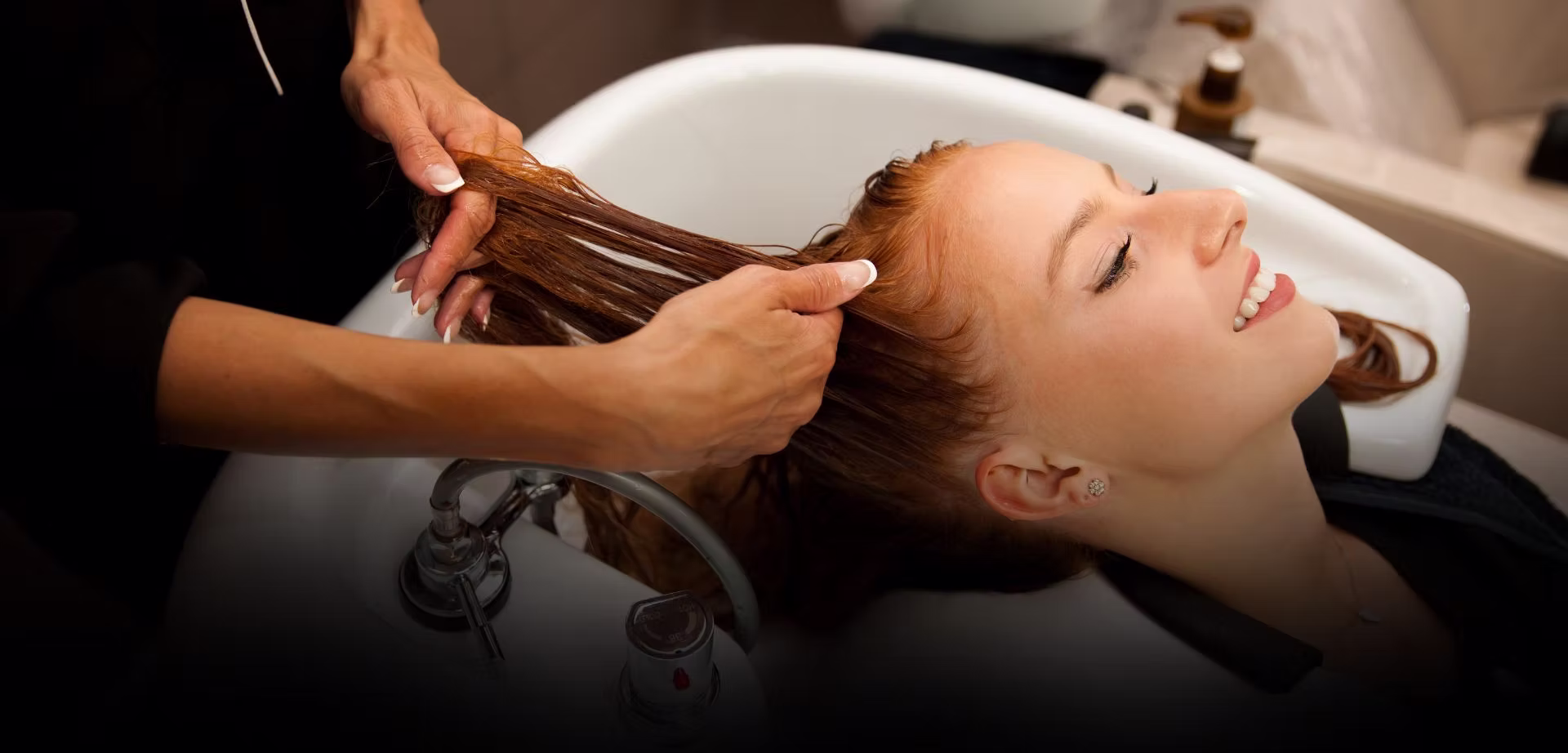 Beauty salon services
